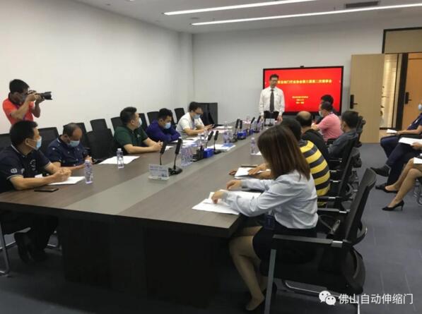 羅明輝會長首先致辭