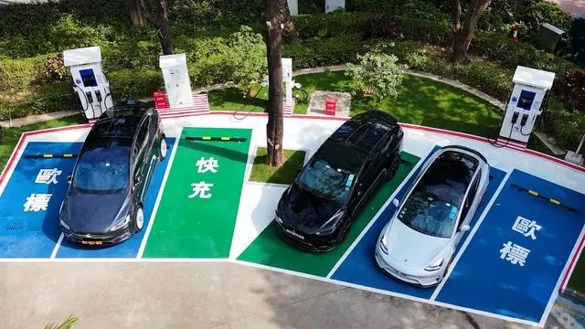 港澳新能源汽車“北上”充電更便捷！粵港澳大灣區(qū)內(nèi)地九市實現(xiàn)歐標充電樁縣區(qū)全覆蓋