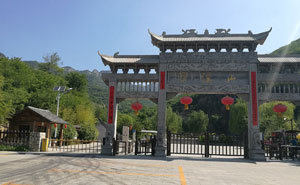 潭溪山道閘案例 - 中出網(wǎng)-智能出入口門戶