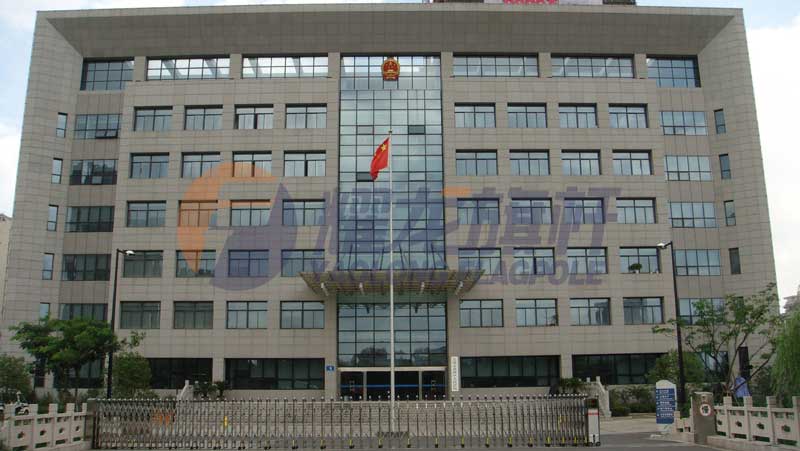 無(wú)錫市北塘區(qū)人民法院旗桿案例 - 中出網(wǎng)-智能出入口門戶