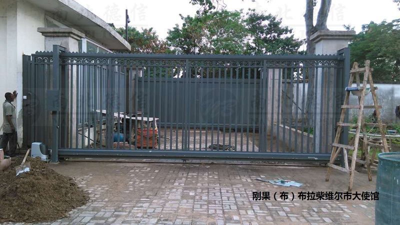 剛果大使館安寶S智能安全伸縮平移門工程案例 - 中出網(wǎng)-智能出入口門戶