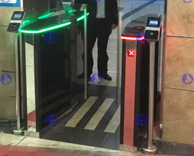 青島廣電大廈通道閘案例 - 中出網(wǎng)-智能出入口門戶