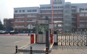 上海電力學院道閘案例