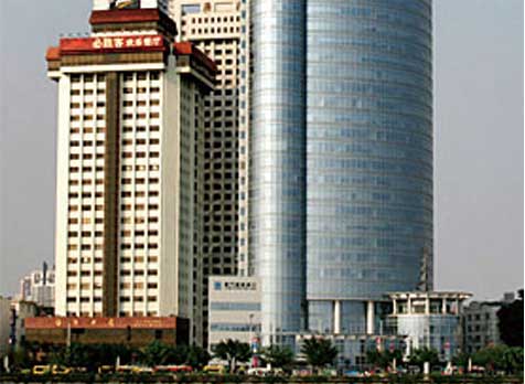 福建廈門國際銀行大廈停車場系統(tǒng)案例 - 中出網(wǎng)-智能出入口門戶