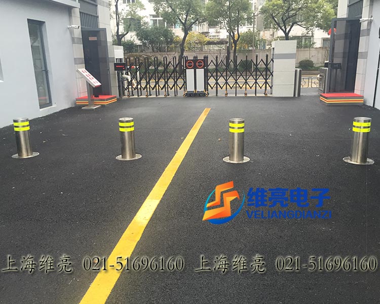 防撞升降柱，電動(dòng)防撞柱，不銹鋼防沖撞柱