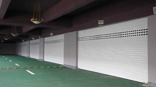 采光鋁合金電動(dòng)車庫門