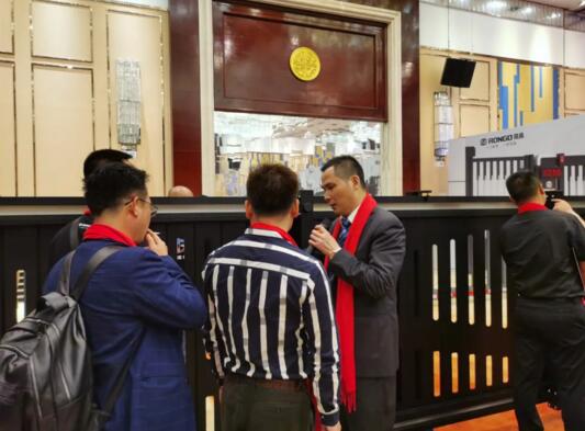 黃總對這幾款新品進行了細致的闡述和介紹
