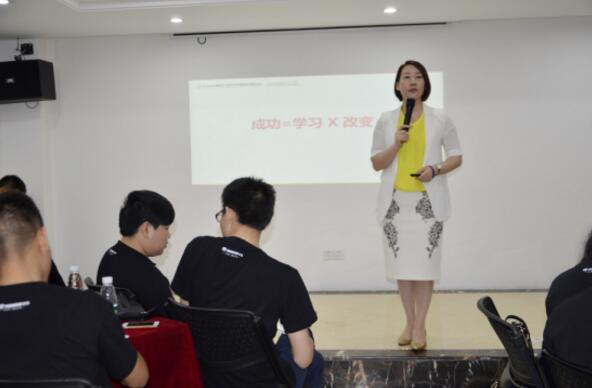 【玉不琢 不成器】榮高第三屆超級(jí)店長特訓(xùn)圓滿落幕