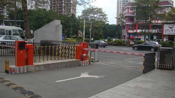 熱烈祝賀珠海出安智能車牌識別系統(tǒng)進(jìn)駐珠海市九洲海關(guān)