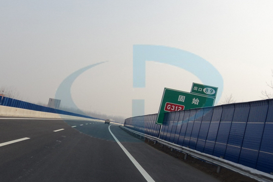 信陽(yáng)出安智能道路護(hù)欄進(jìn)駐信陽(yáng)淮固高速