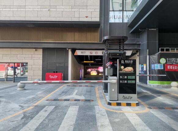 道爾視頻車位引導(dǎo)系統(tǒng)進(jìn)駐深圳百佳華廣場(chǎng)