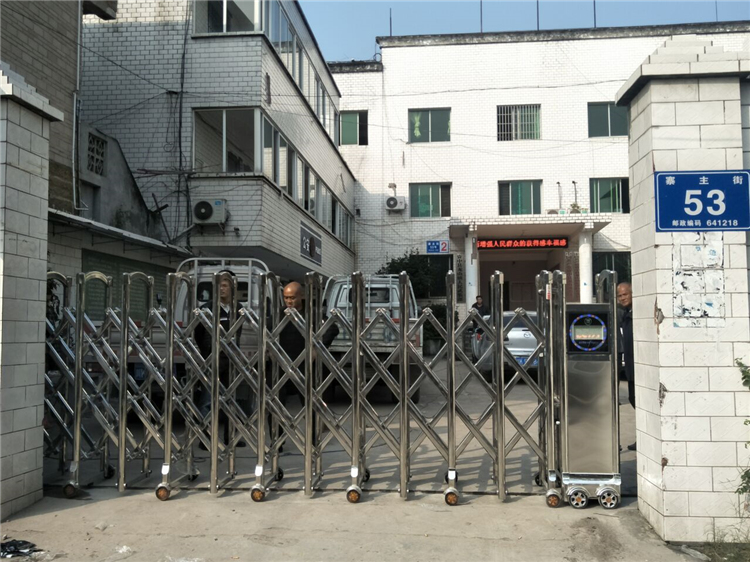 內(nèi)江市資中縣龍山鎮(zhèn)政府電動伸縮門案例 - 中出網(wǎng)-智能出入口門戶