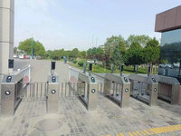 寧夏石化五通道室外人臉識別門禁閘機(jī)