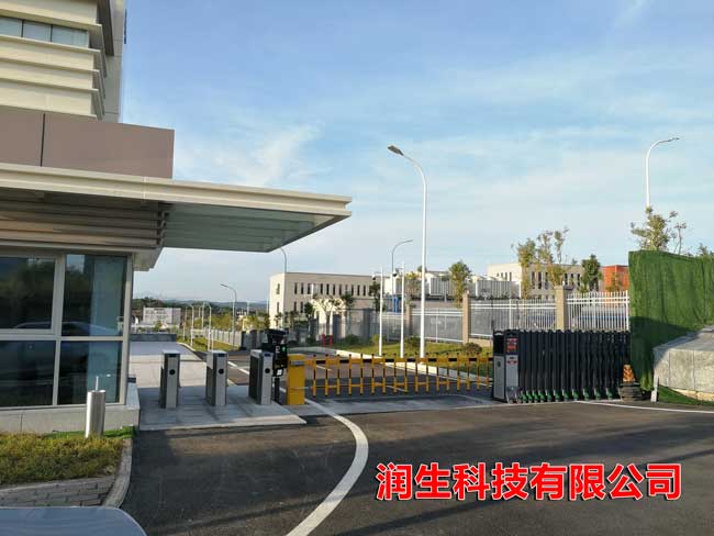 杭州潤(rùn)生科技伸縮門(mén)案例 - 中出網(wǎng)-智能出入口與停車(chē)充電門(mén)戶