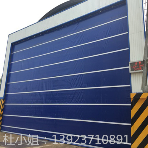柔性機(jī)庫(kù)大門(mén)圖片