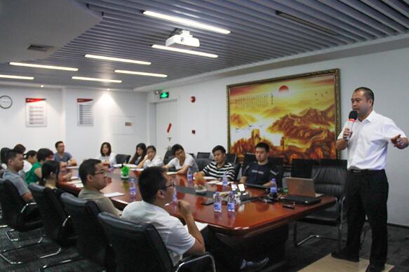 德立云加強(qiáng)專業(yè)知識培訓(xùn)，助力員工成長