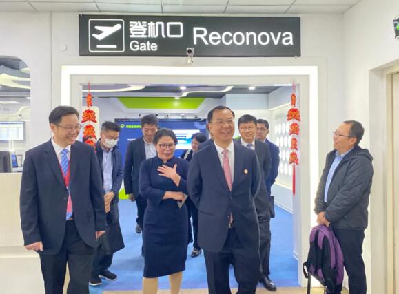 工業(yè)和信息化部副部長劉烈宏一行蒞臨瑞為參觀考察，寄語瑞為扎根產(chǎn)業(yè)生態(tài)不松懈