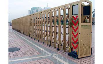 電動門